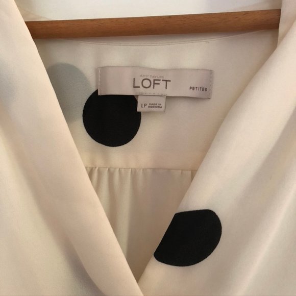 LOFT Mega Dot V-Neck Blouse - Picture 3 of 10
